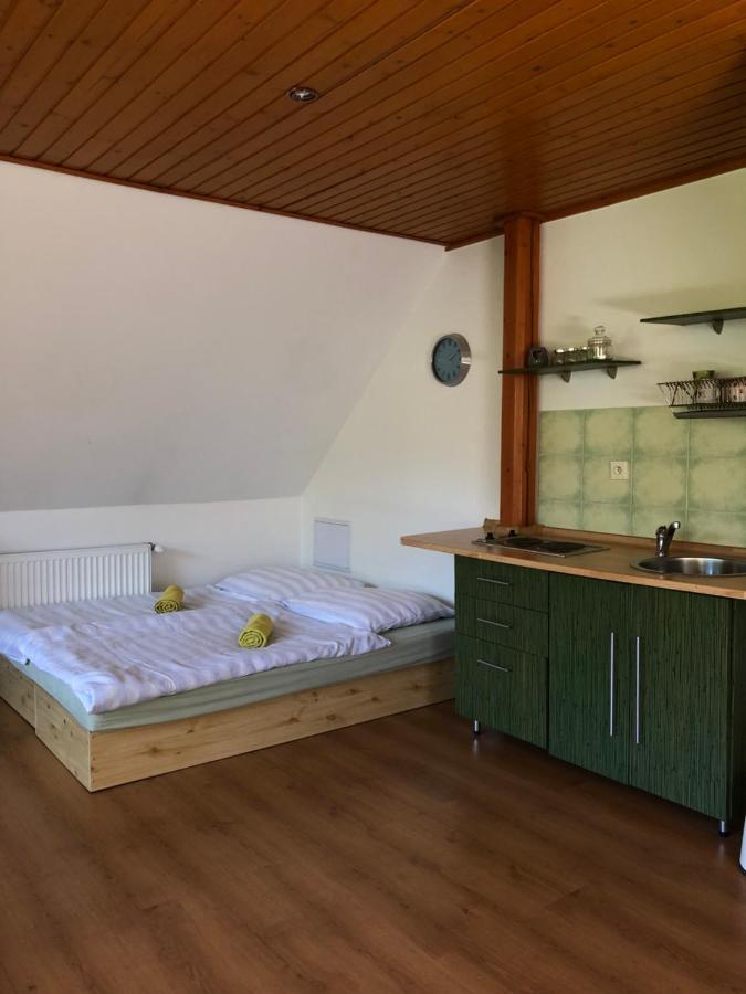 Apartman Luca Липтовски-Микулаш Экстерьер фото